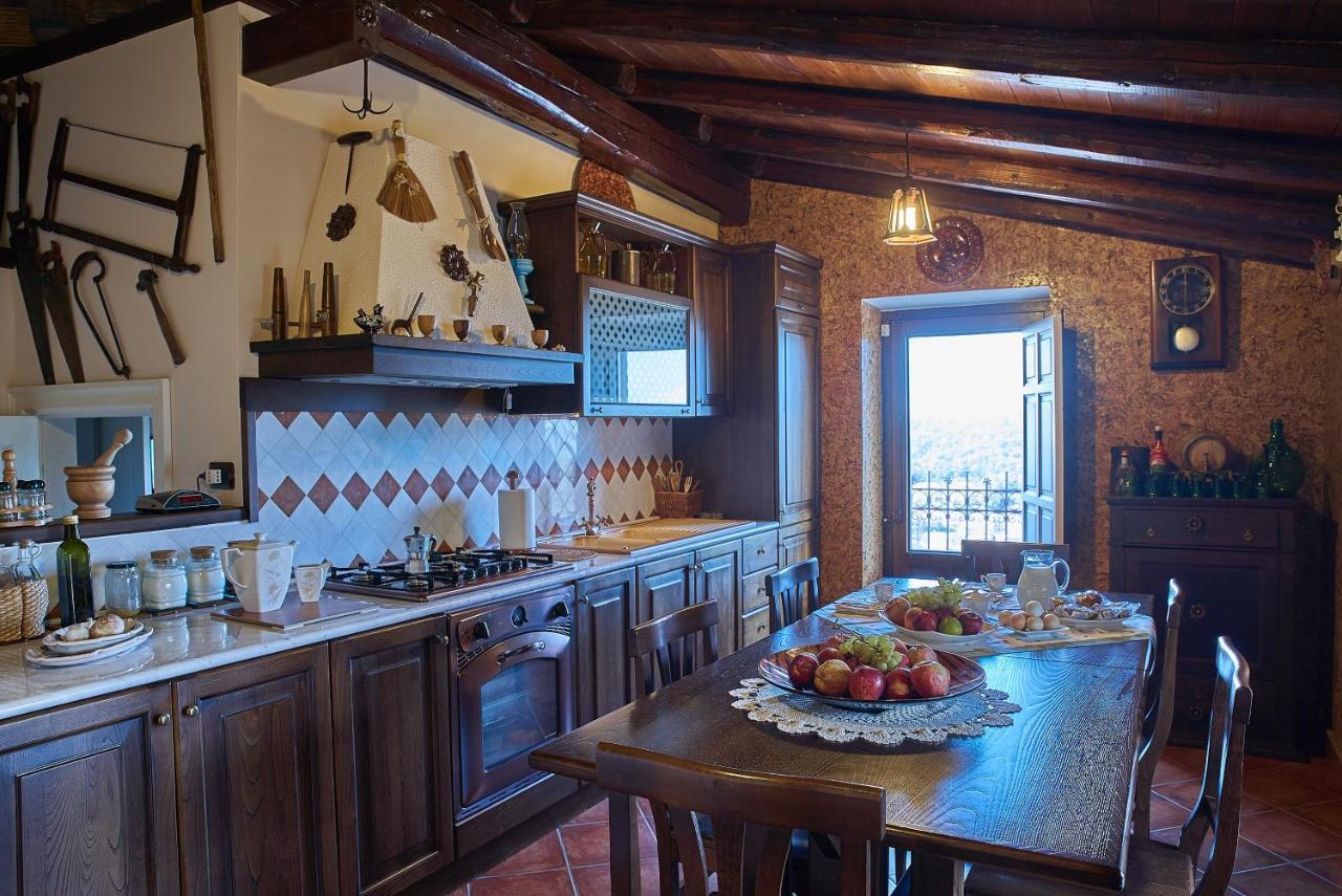 Cerami La Casa Del Tempo Bed & Breakfast エクステリア 写真